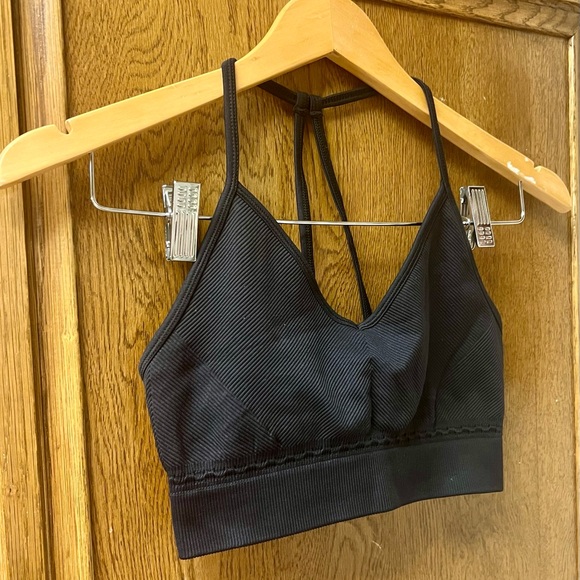 GYMSHARK Women’s Sport Bra in Black - Picture 4 of 16